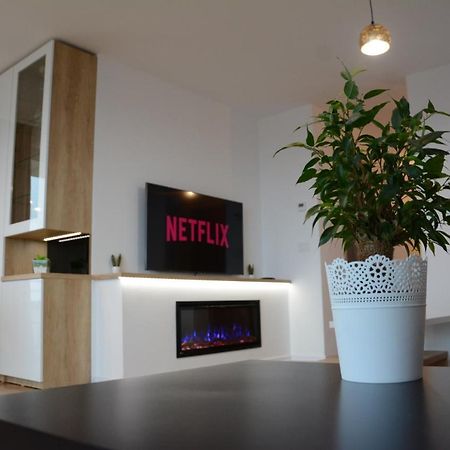 Luxury Panorama Apartament,Coresi Braşov Esterno foto